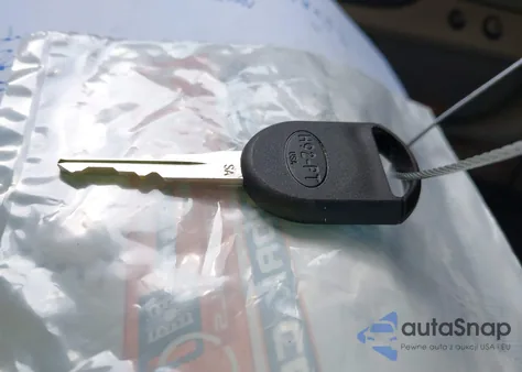 2007 Lincoln Town Car Signature from USA, damaged, VIN 1LNHM81W27Y633874